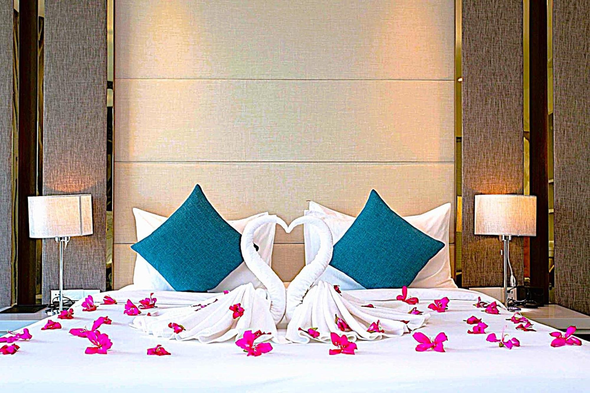 קמפוט Castle Bayview Resort & Spa מראה חיצוני תמונה