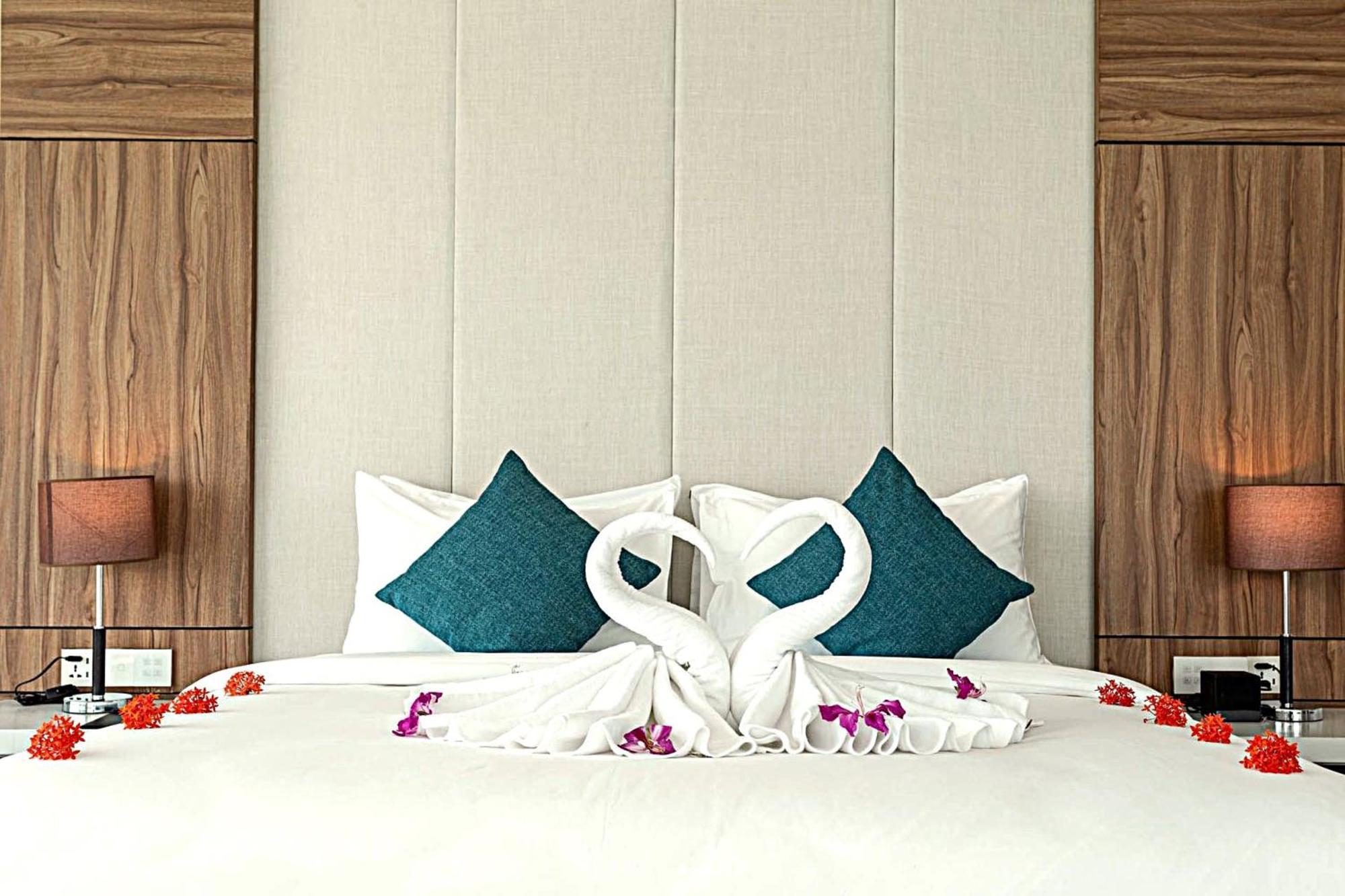קמפוט Castle Bayview Resort & Spa מראה חיצוני תמונה