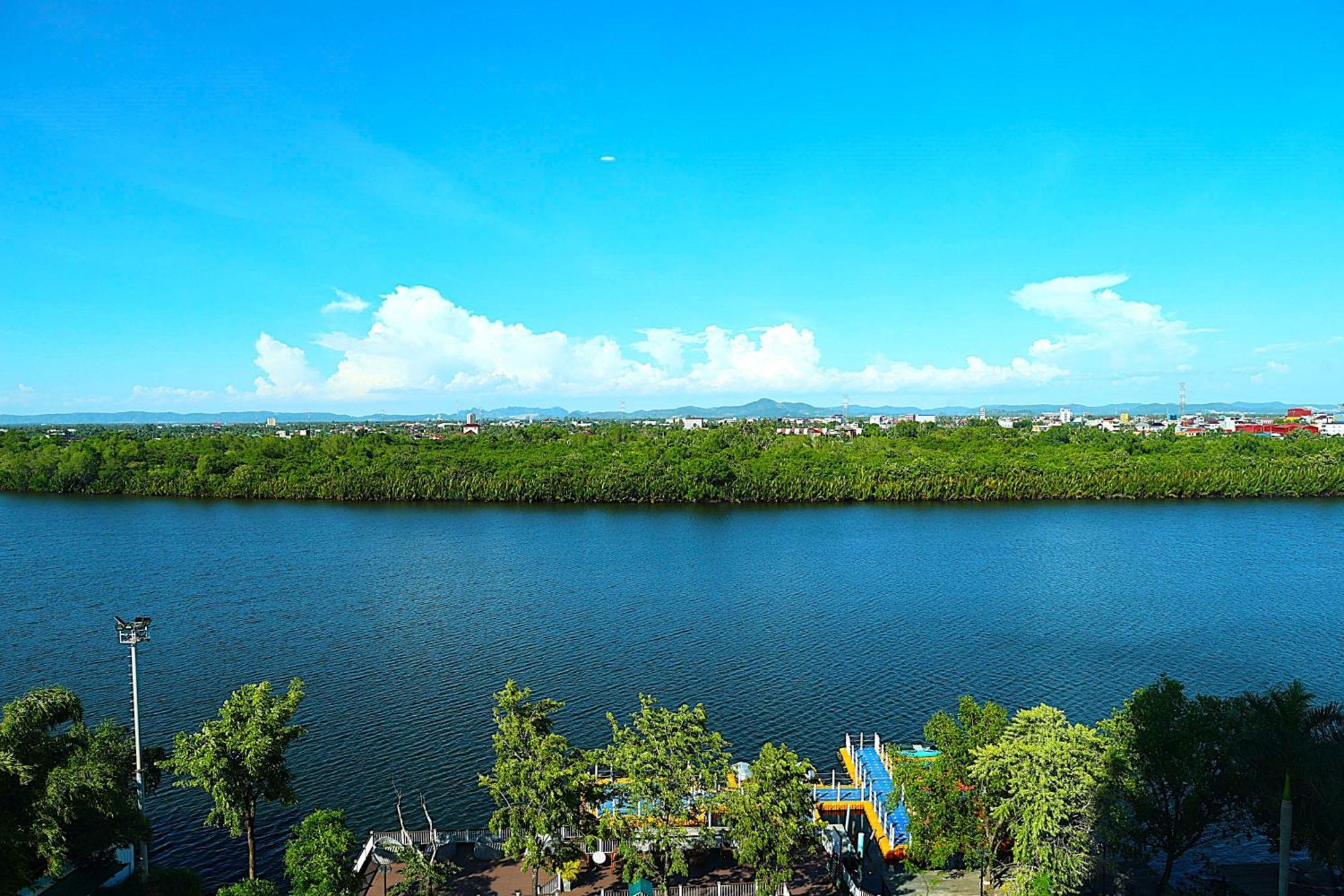 קמפוט Castle Bayview Resort & Spa מראה חיצוני תמונה