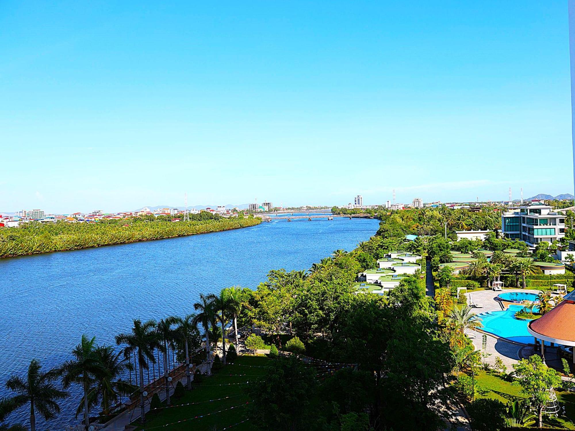 קמפוט Castle Bayview Resort & Spa מראה חיצוני תמונה
